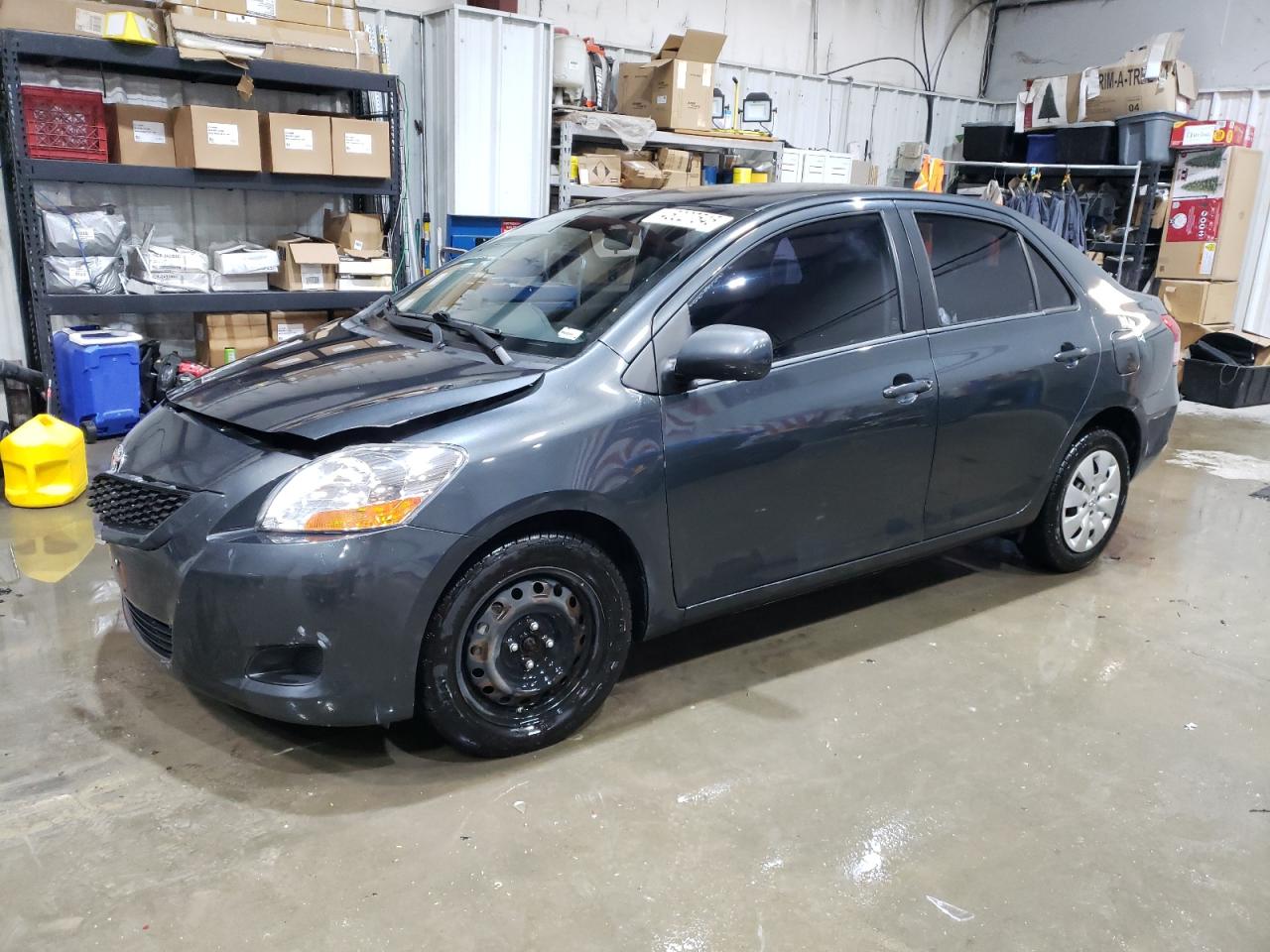 TOYOTA YARIS 2009