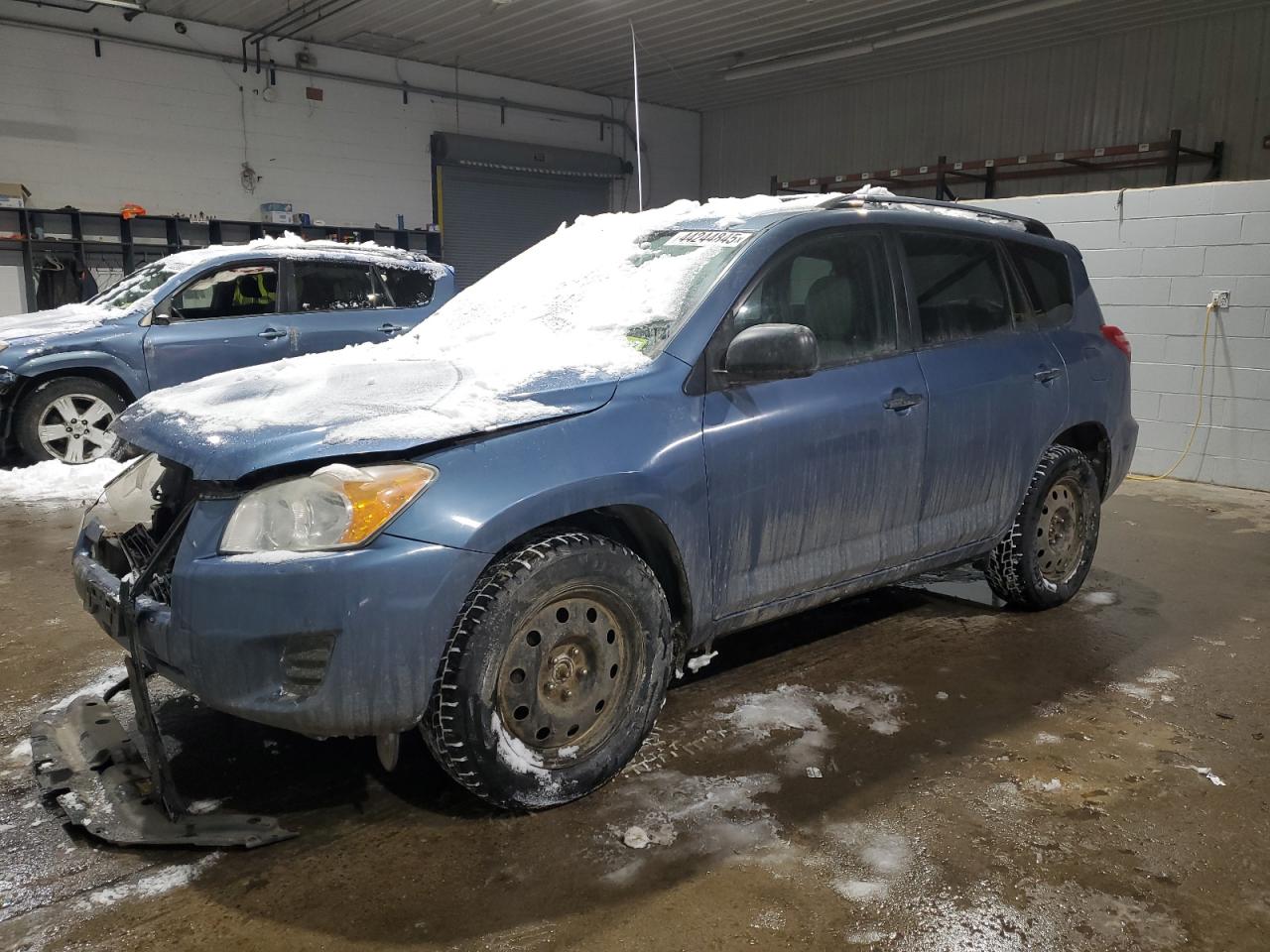 TOYOTA RAV4 2010