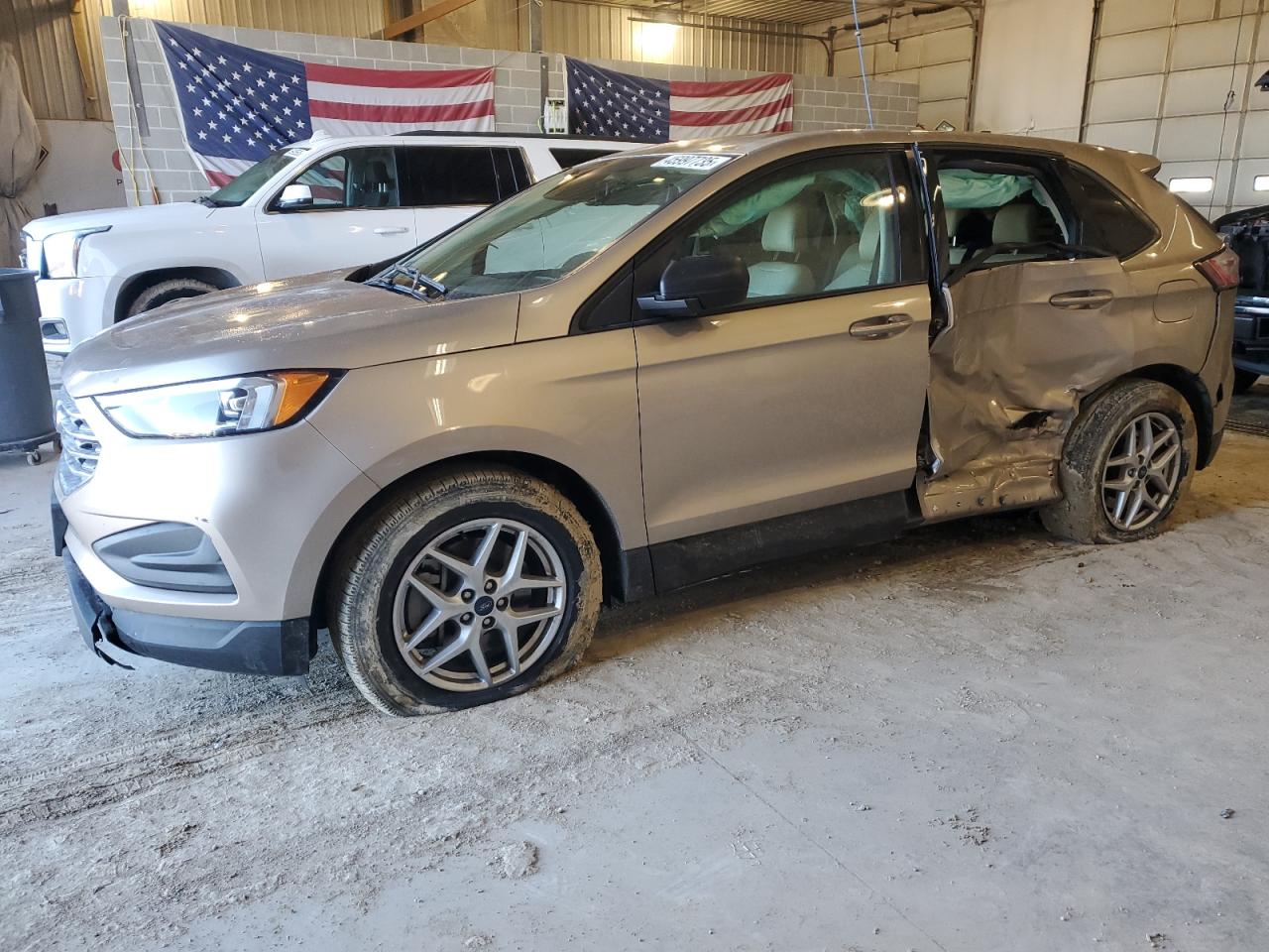 FORD EDGE SE 2021