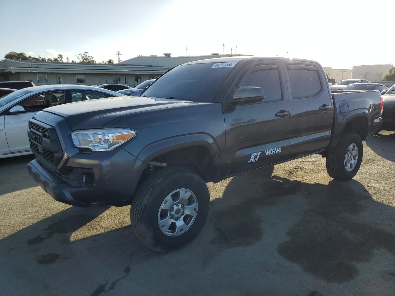 TOYOTA TACOMA 2020