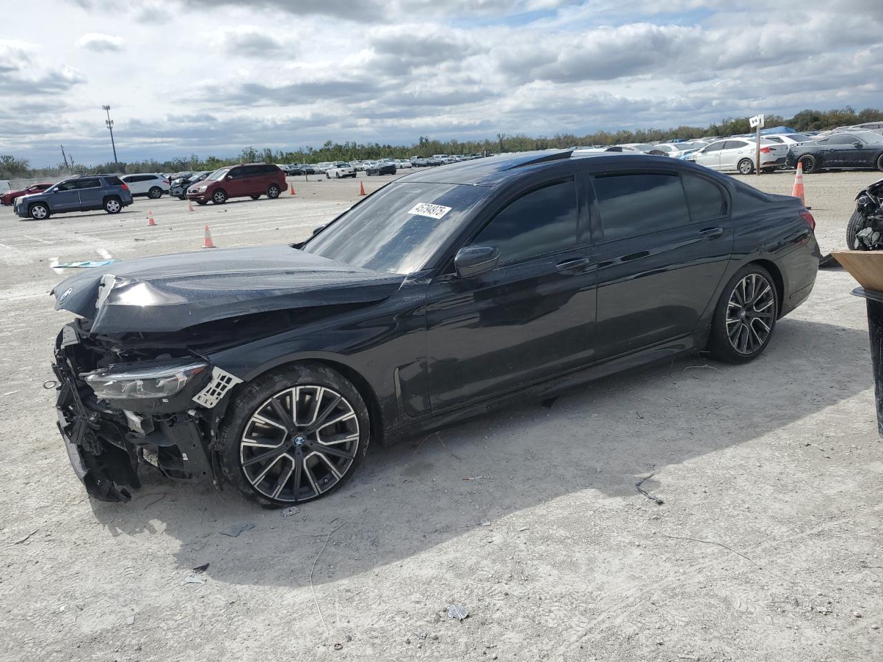 BMW 750 XI 2020