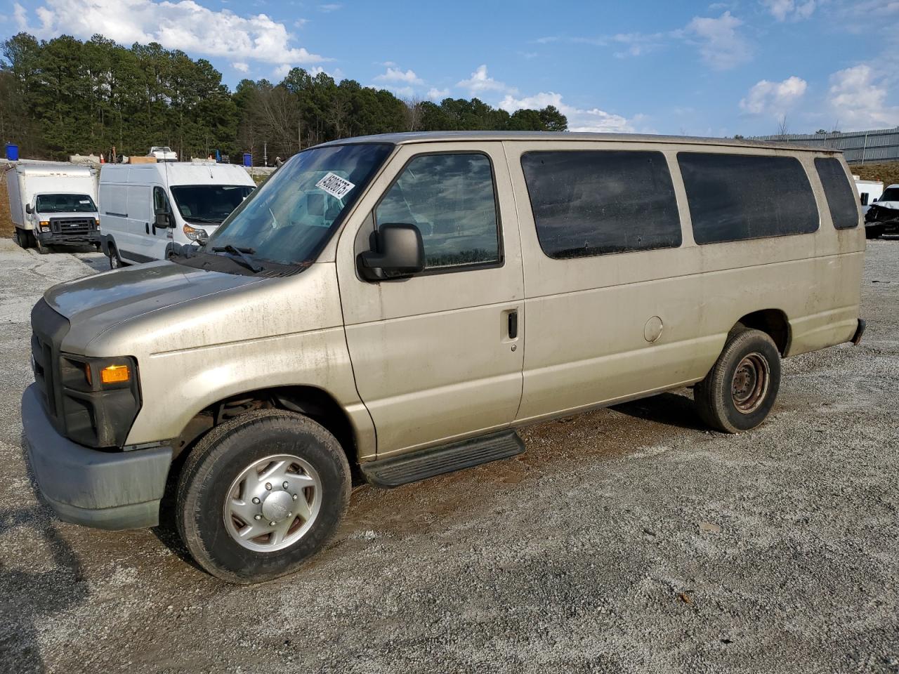 FORD ECONOLINE 2010