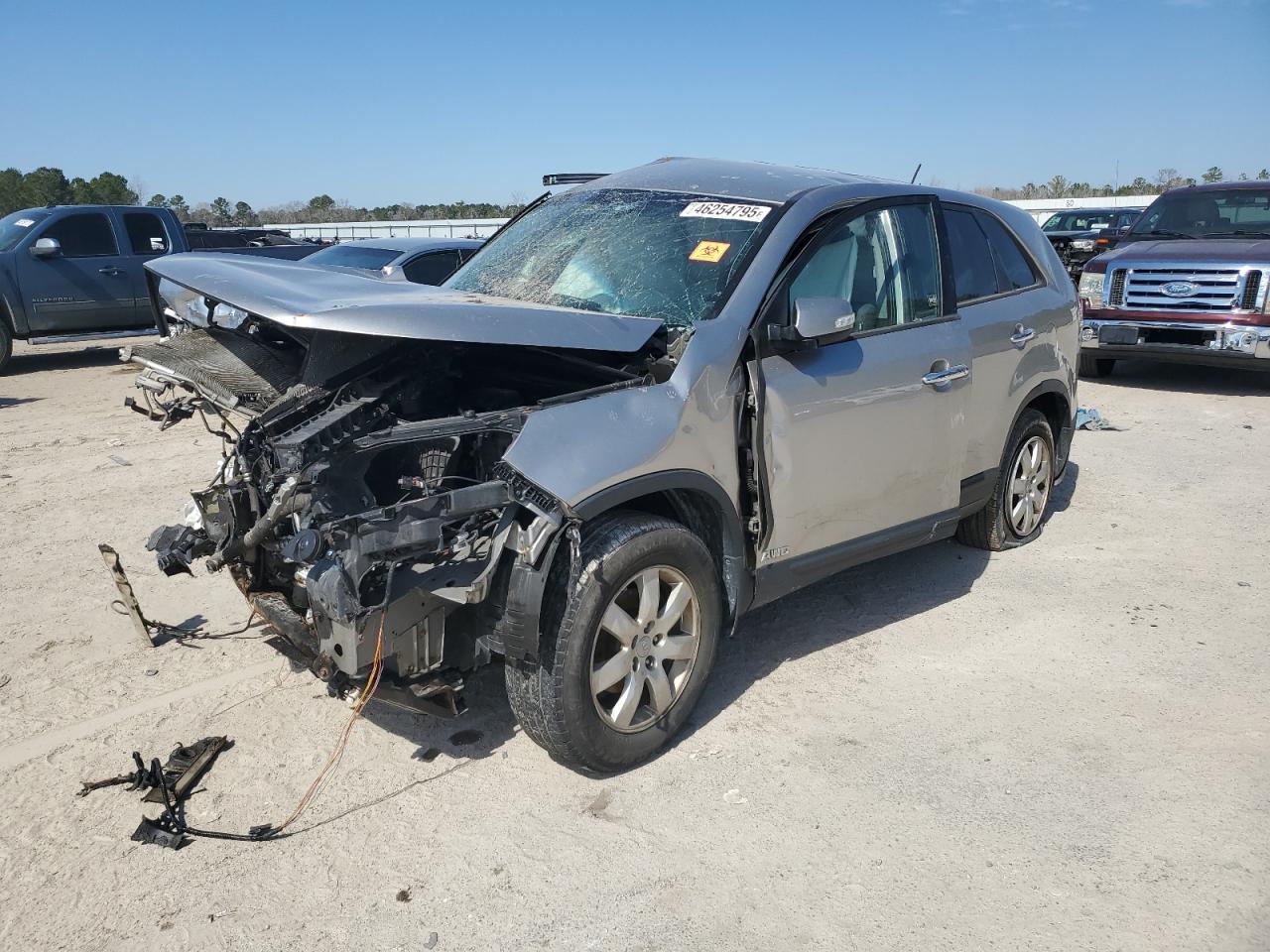 KIA SORENTO LX 2013
