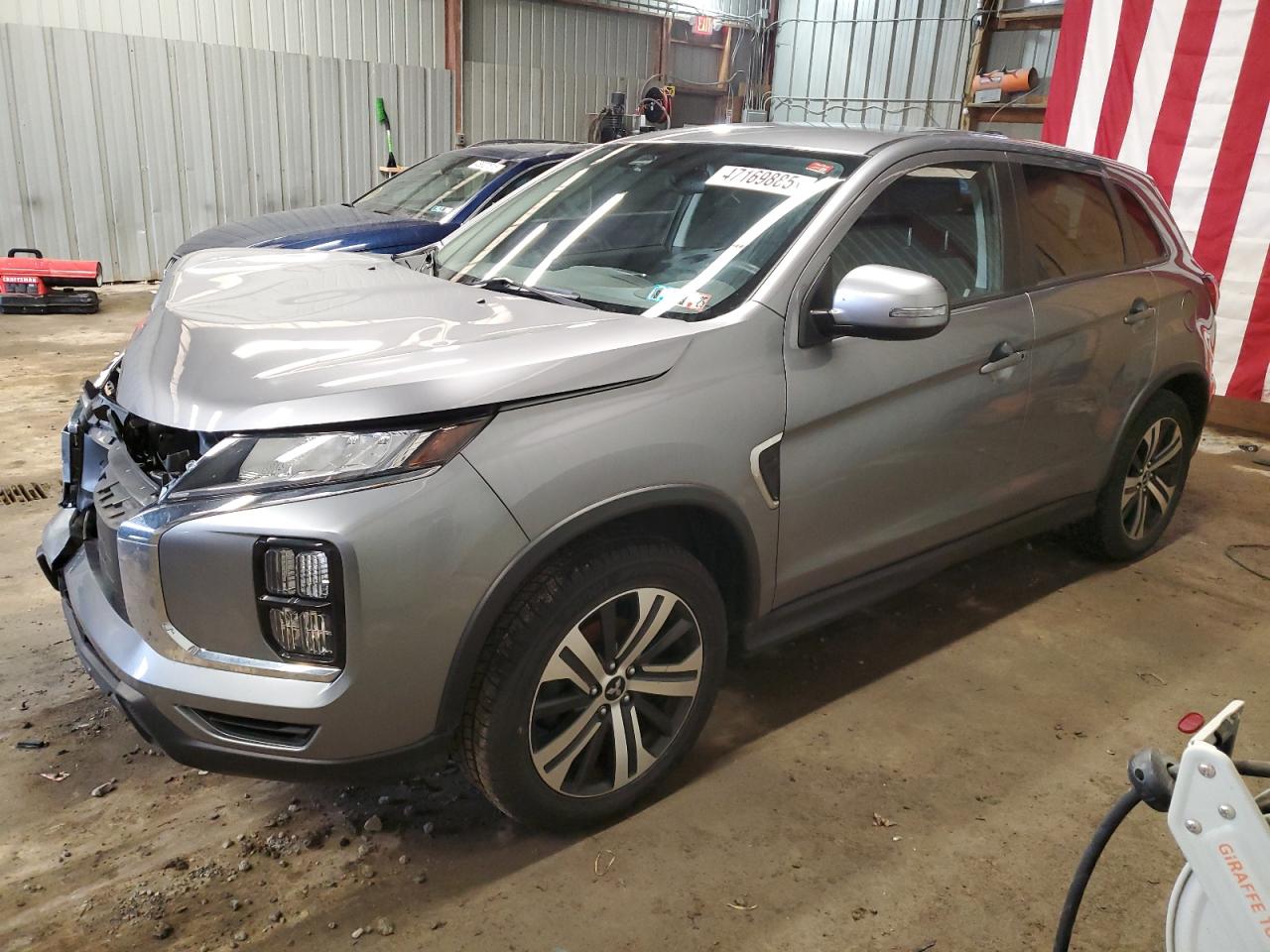 MITSUBISHI OUTLANDER 2020