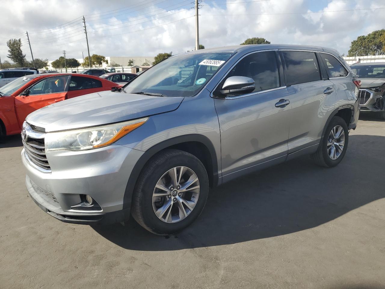TOYOTA HIGHLANDER 2016