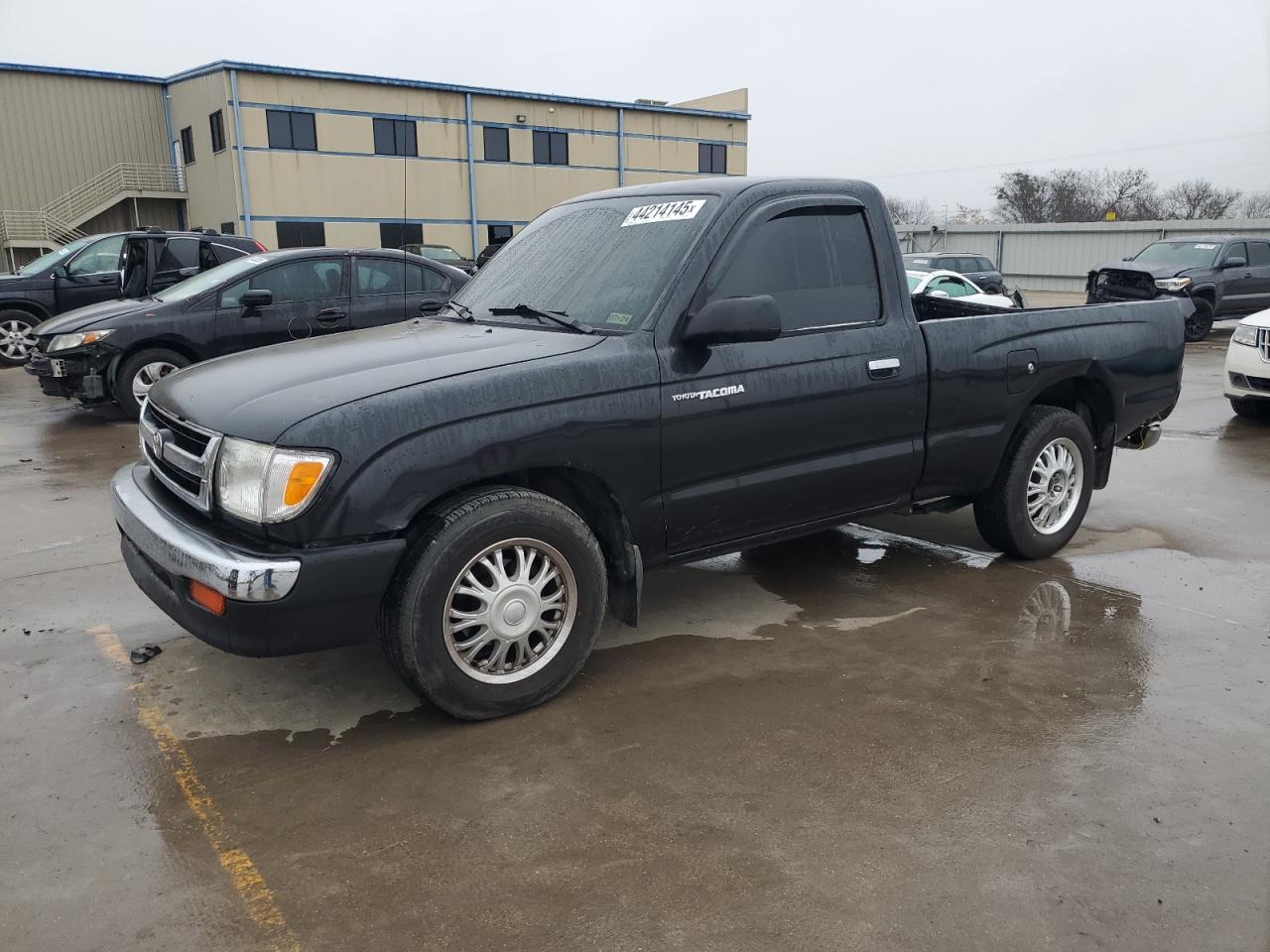 TOYOTA TACOMA 2000