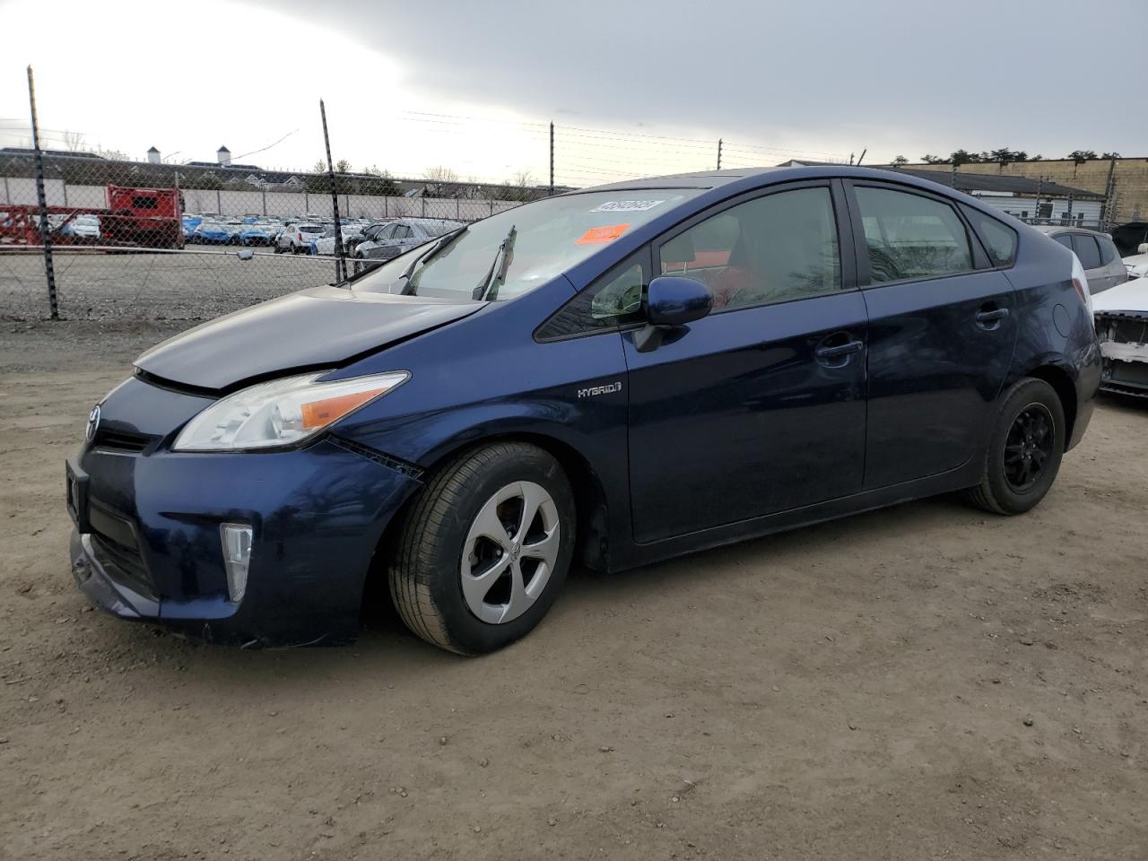 TOYOTA PRIUS 2013