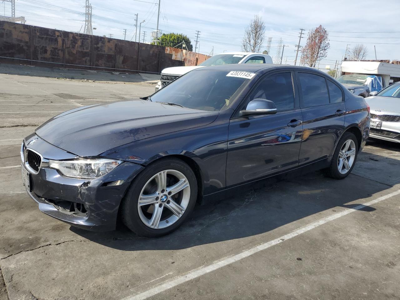 BMW 328 XI 2013