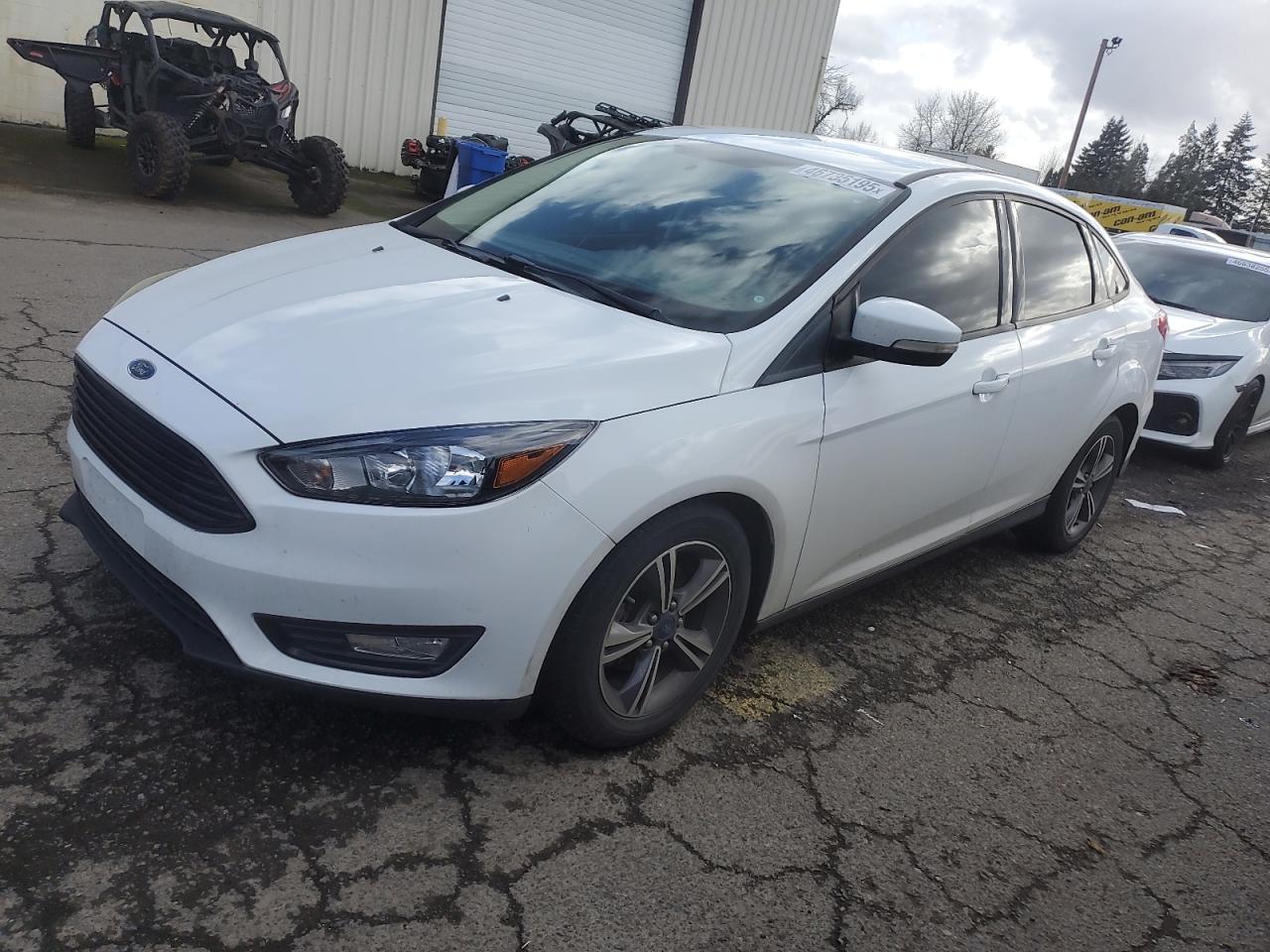FORD FOCUS SE 2017