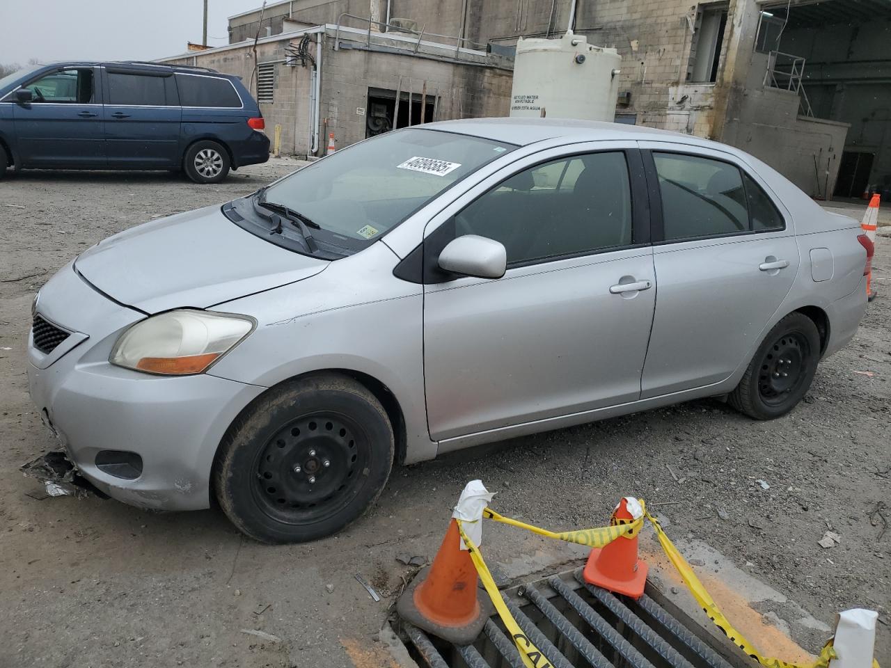 TOYOTA YARIS 2012