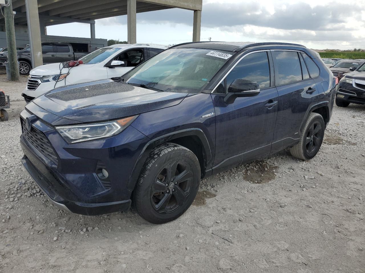 TOYOTA RAV4 XSE 2019