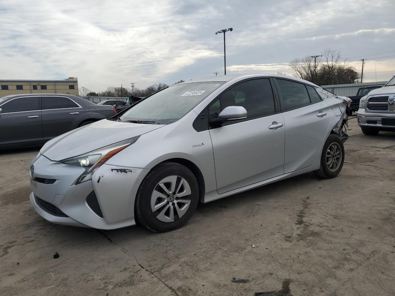 TOYOTA PRIUS 2018