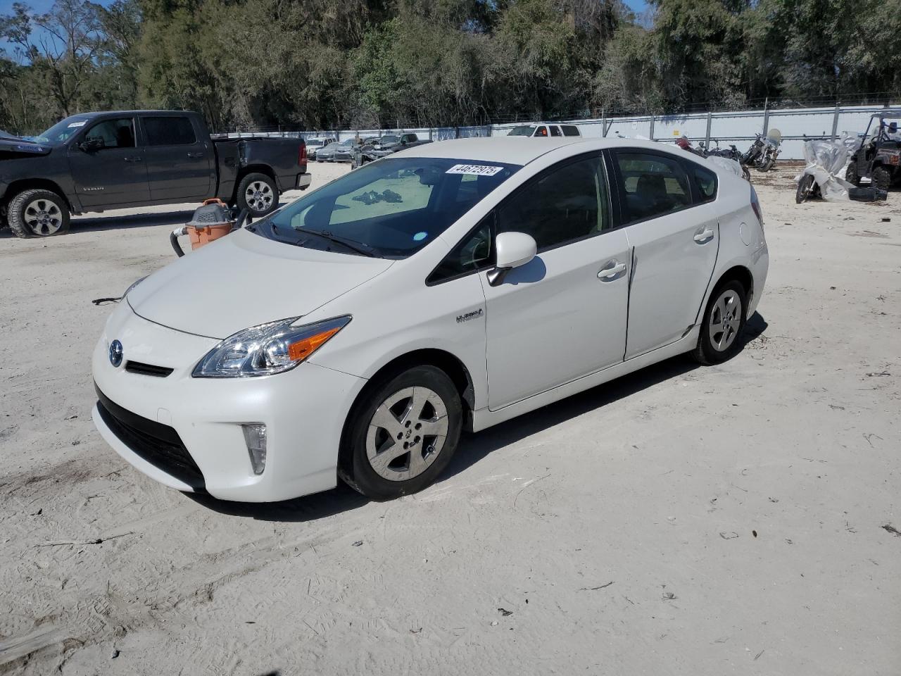 TOYOTA PRIUS 2012