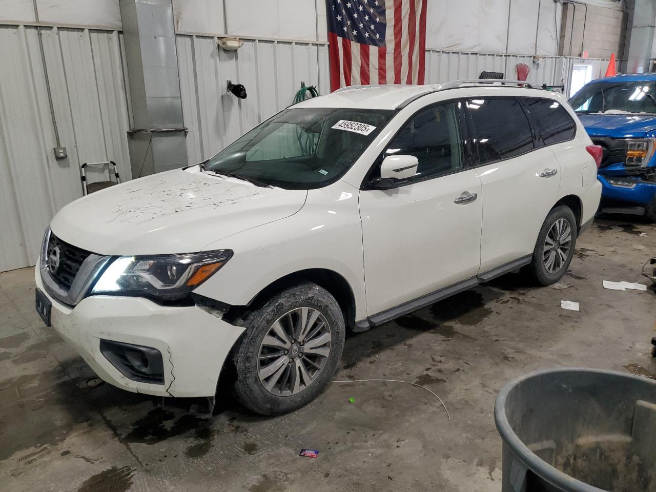 NISSAN PATHFINDER 2020