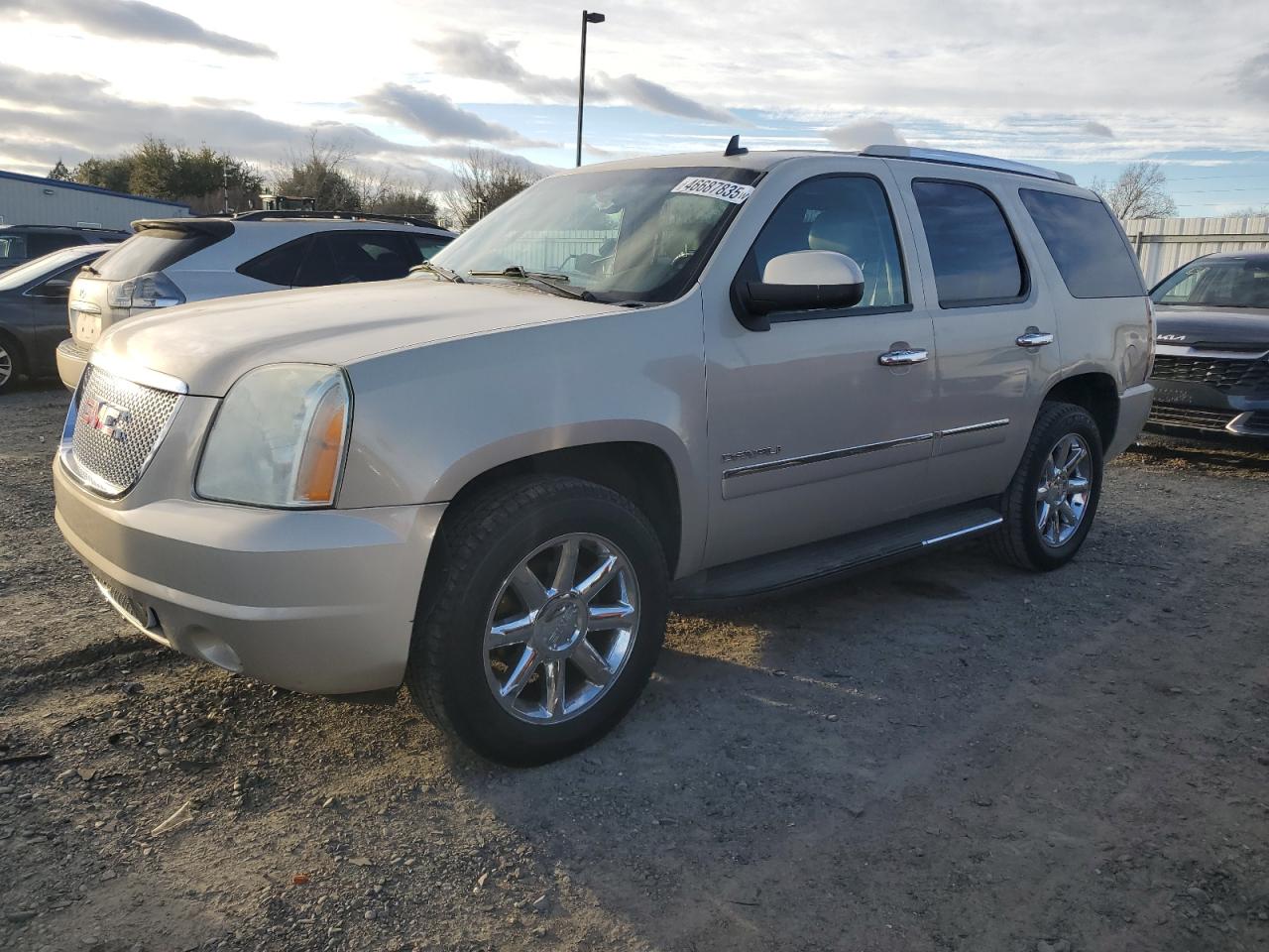 GMC YUKON DENA 2011