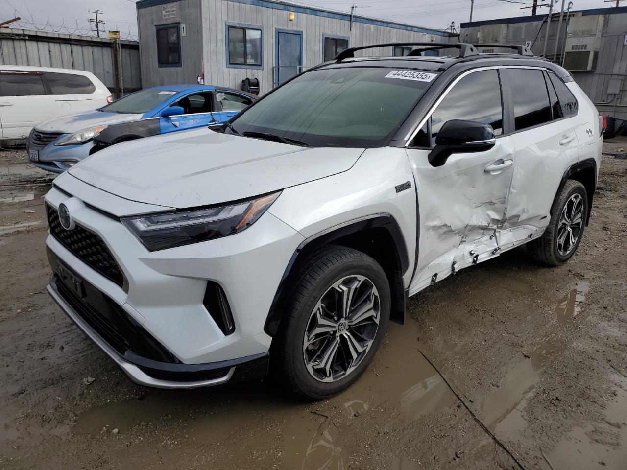 TOYOTA RAV4 PRIME 2024