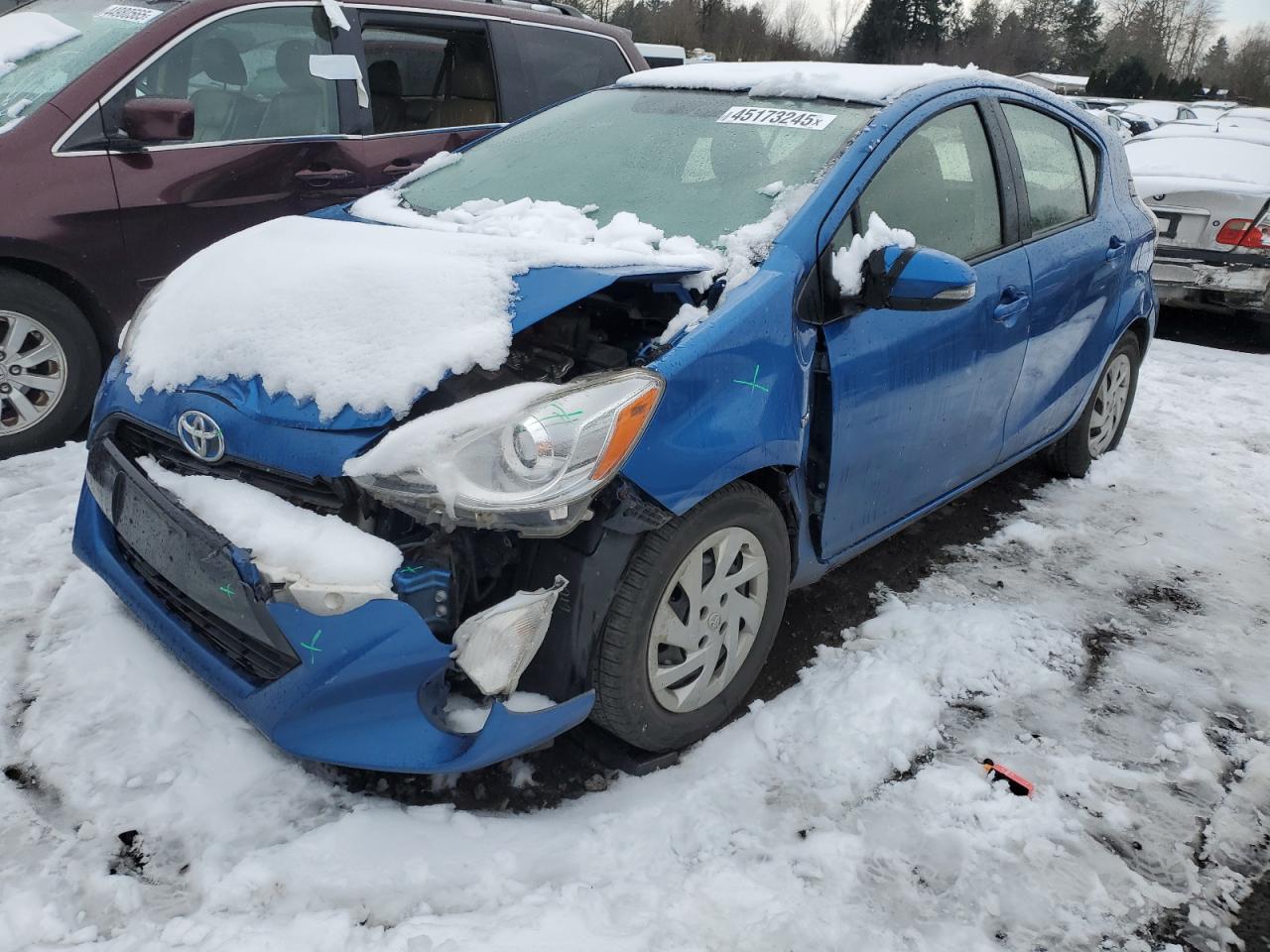 TOYOTA PRIUS C 2015