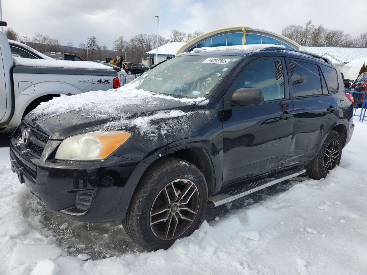 TOYOTA RAV4 2010