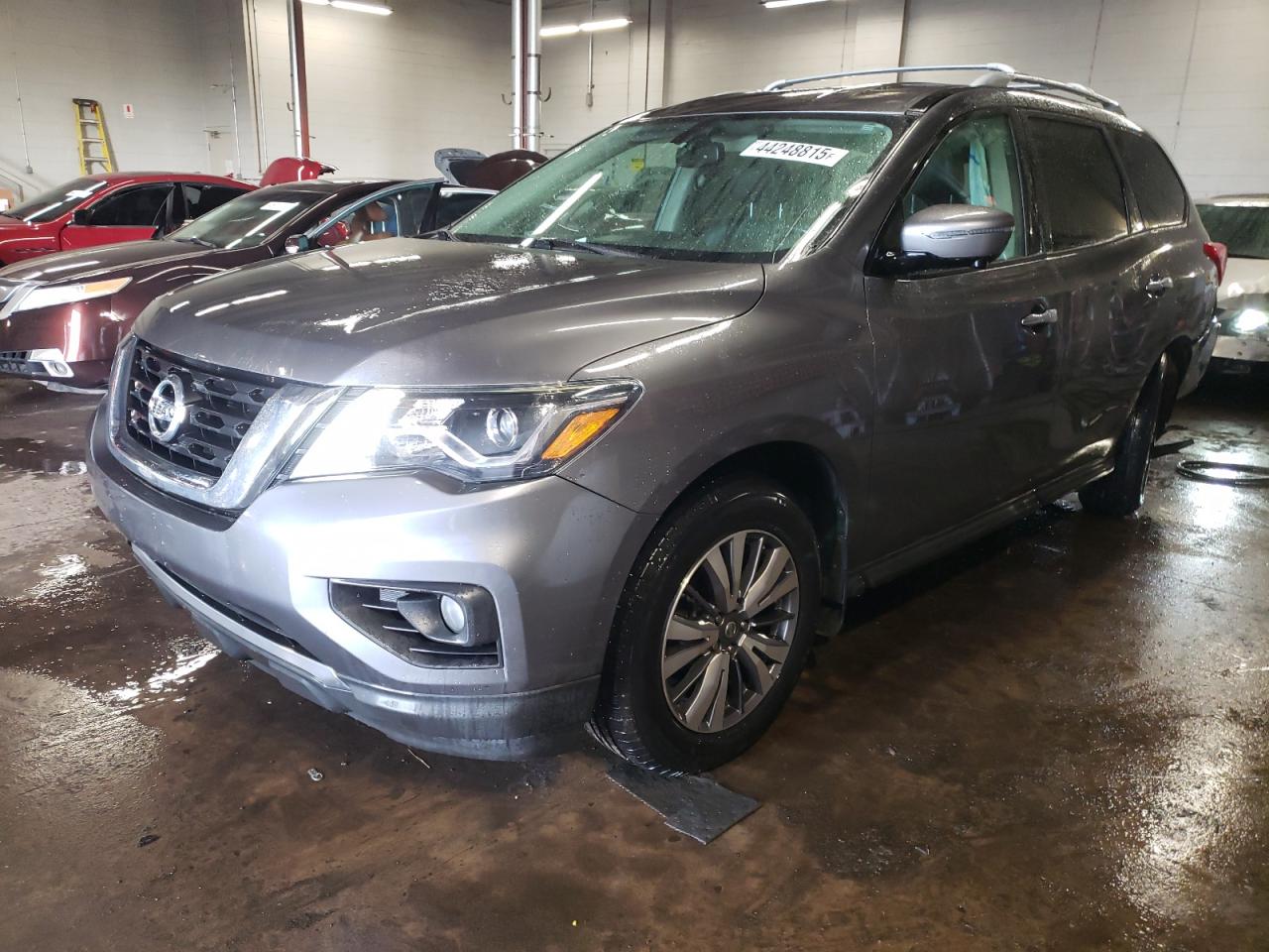 NISSAN PATHFINDER 2017