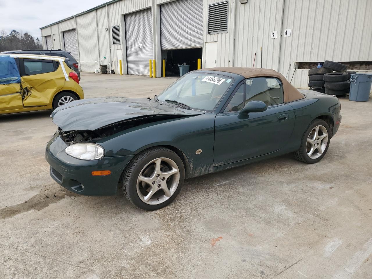 MAZDA MX-5 MIATA 2001