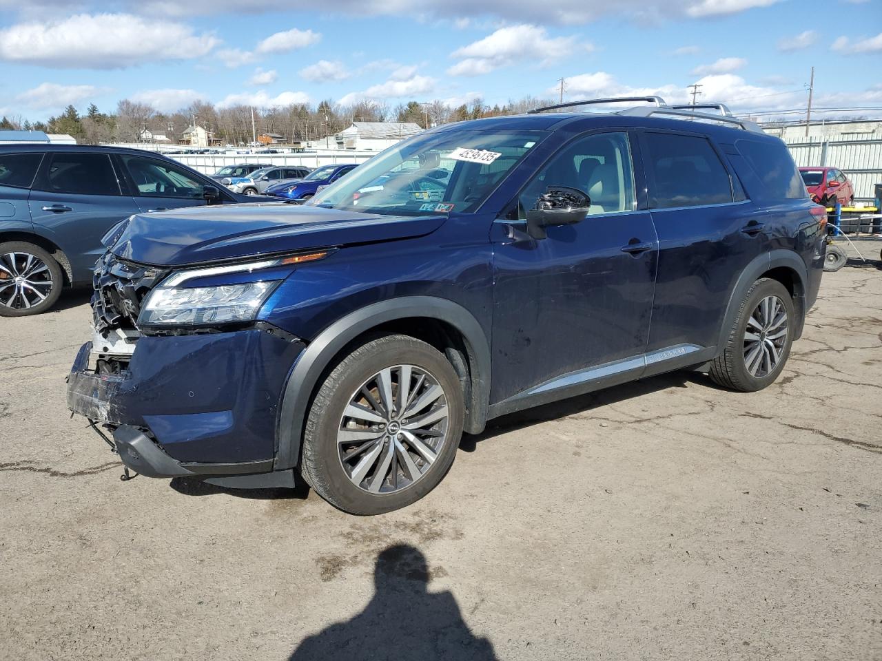 NISSAN PATHFINDER 2022