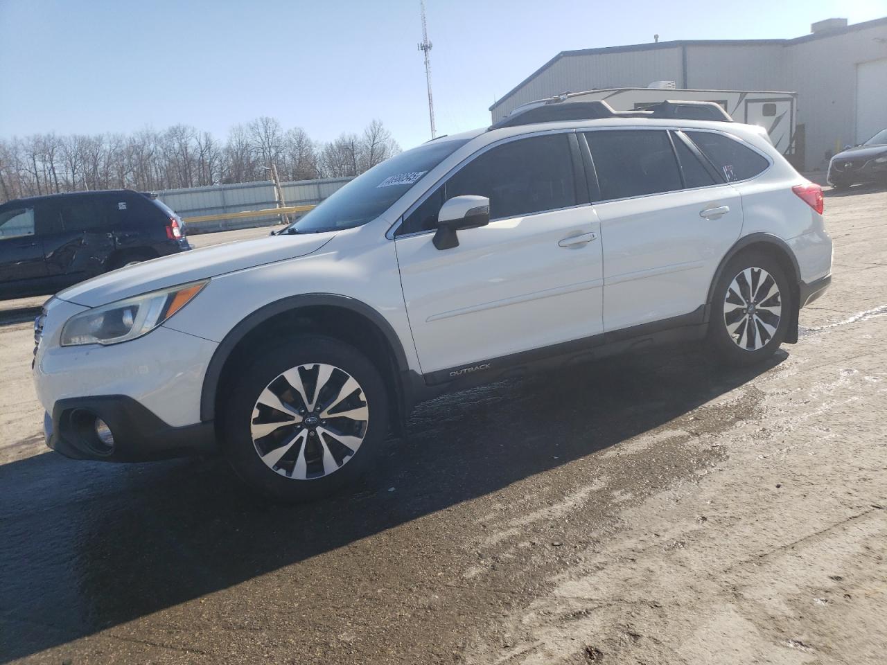 SUBARU OUTBACK 2. 2015