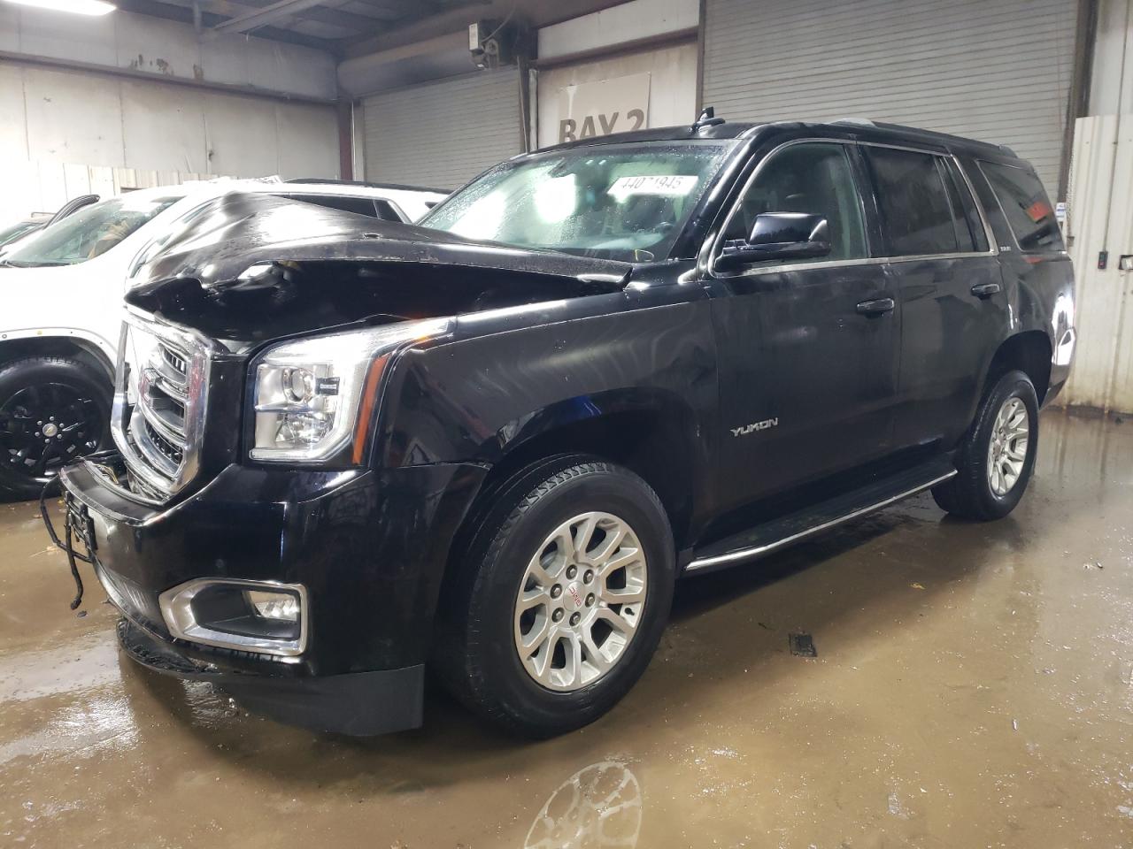 GMC YUKON SLE 2018