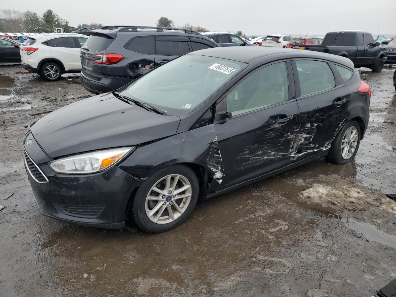 FORD FOCUS SE 2017