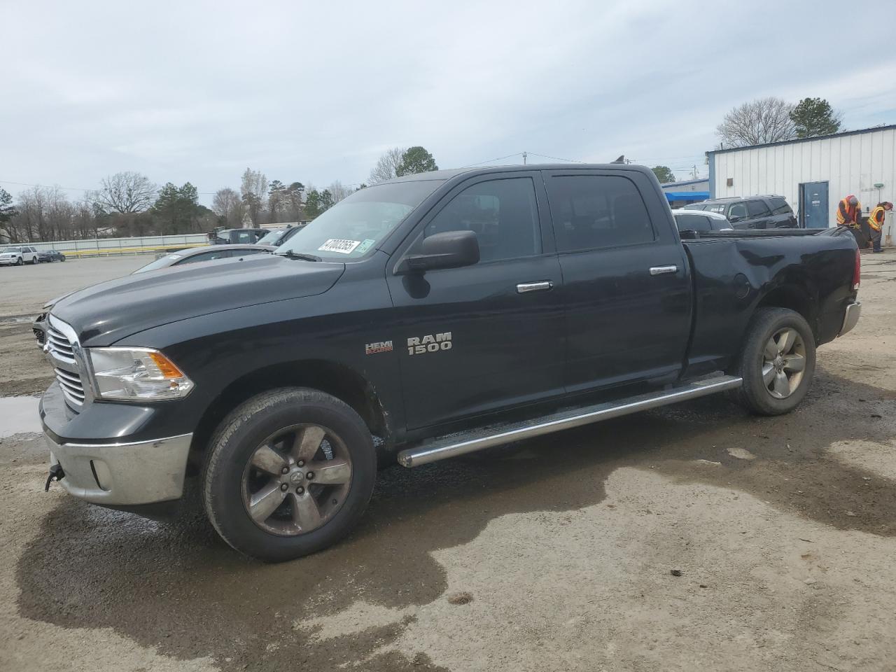 RAM 1500 SLT 2015