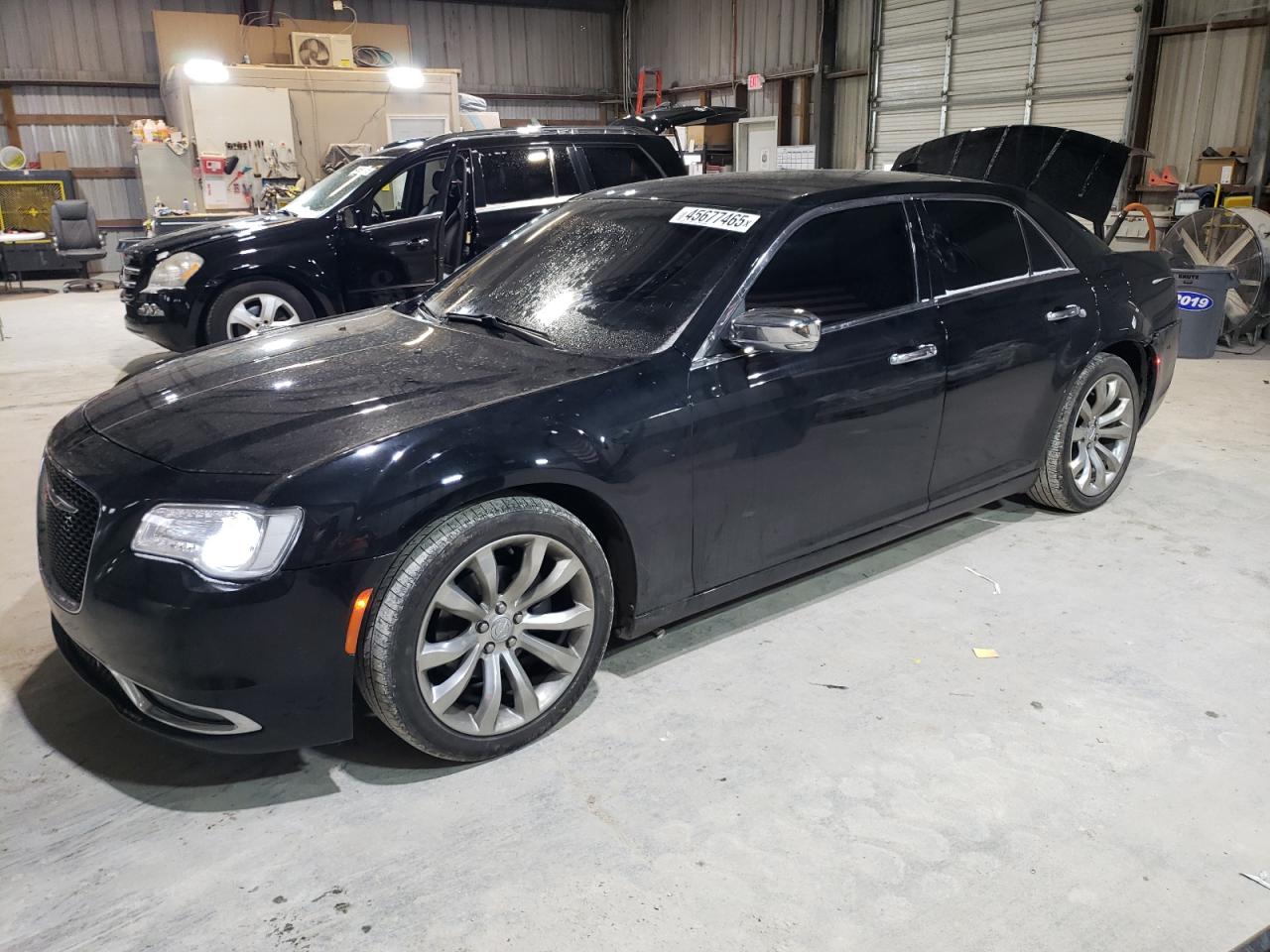 CHRYSLER 300 LIMITE 2018