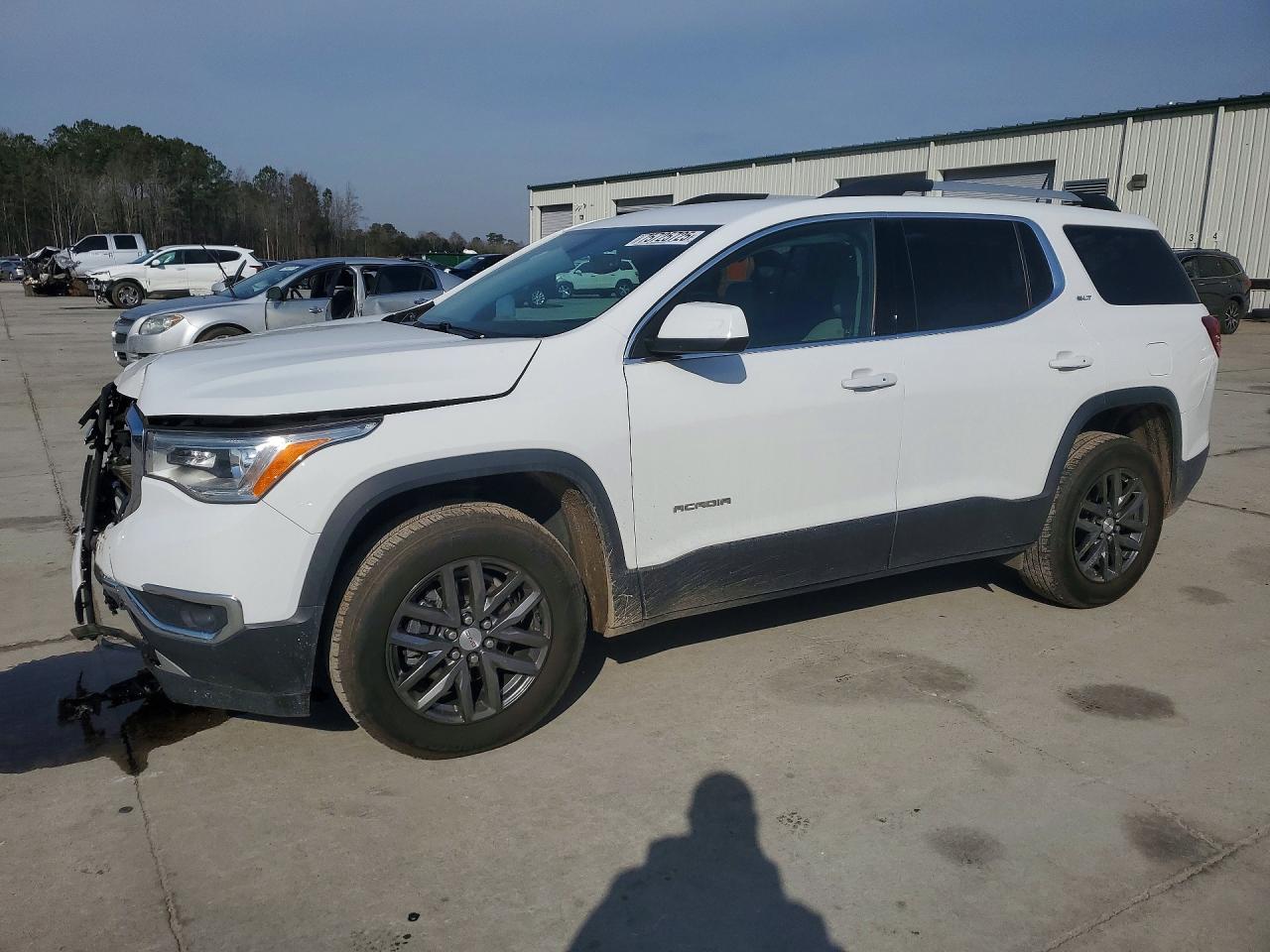 GMC ACADIA 2017