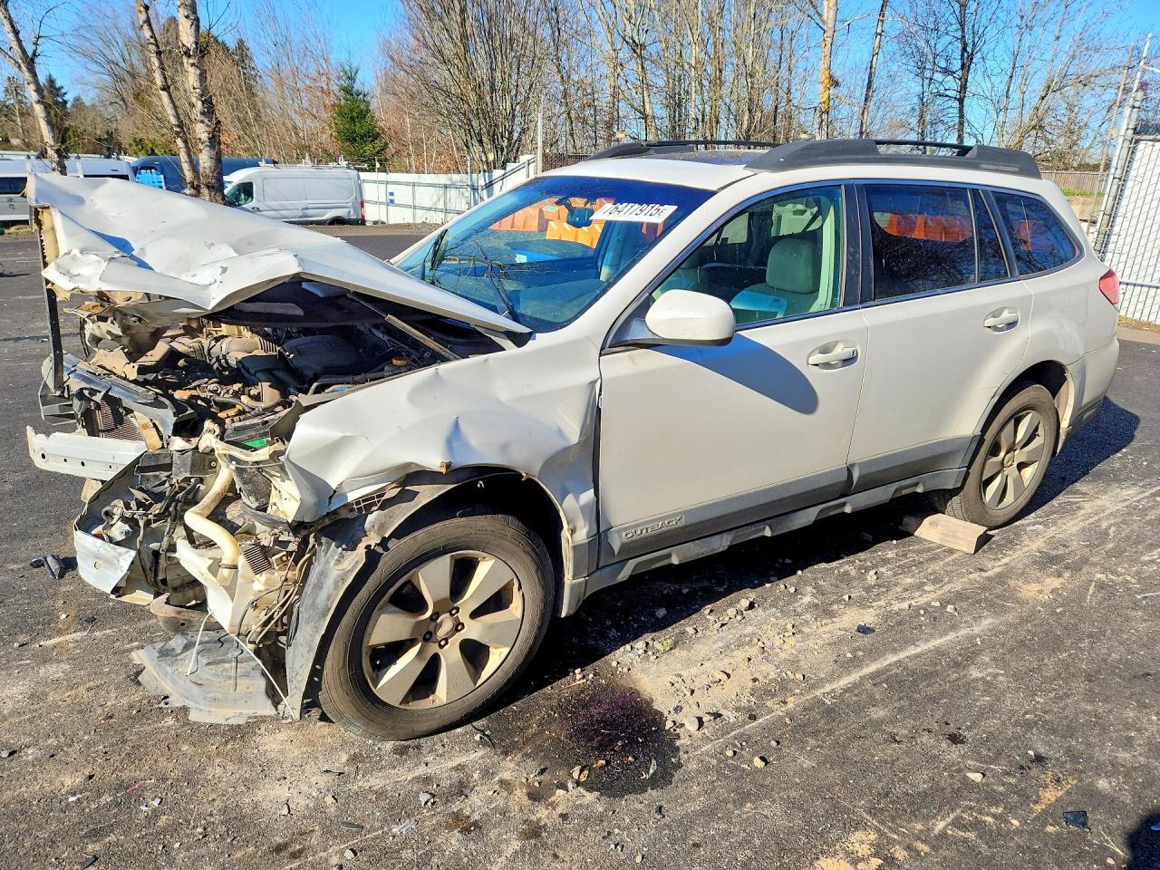 SUBARU OUTBACK 2010