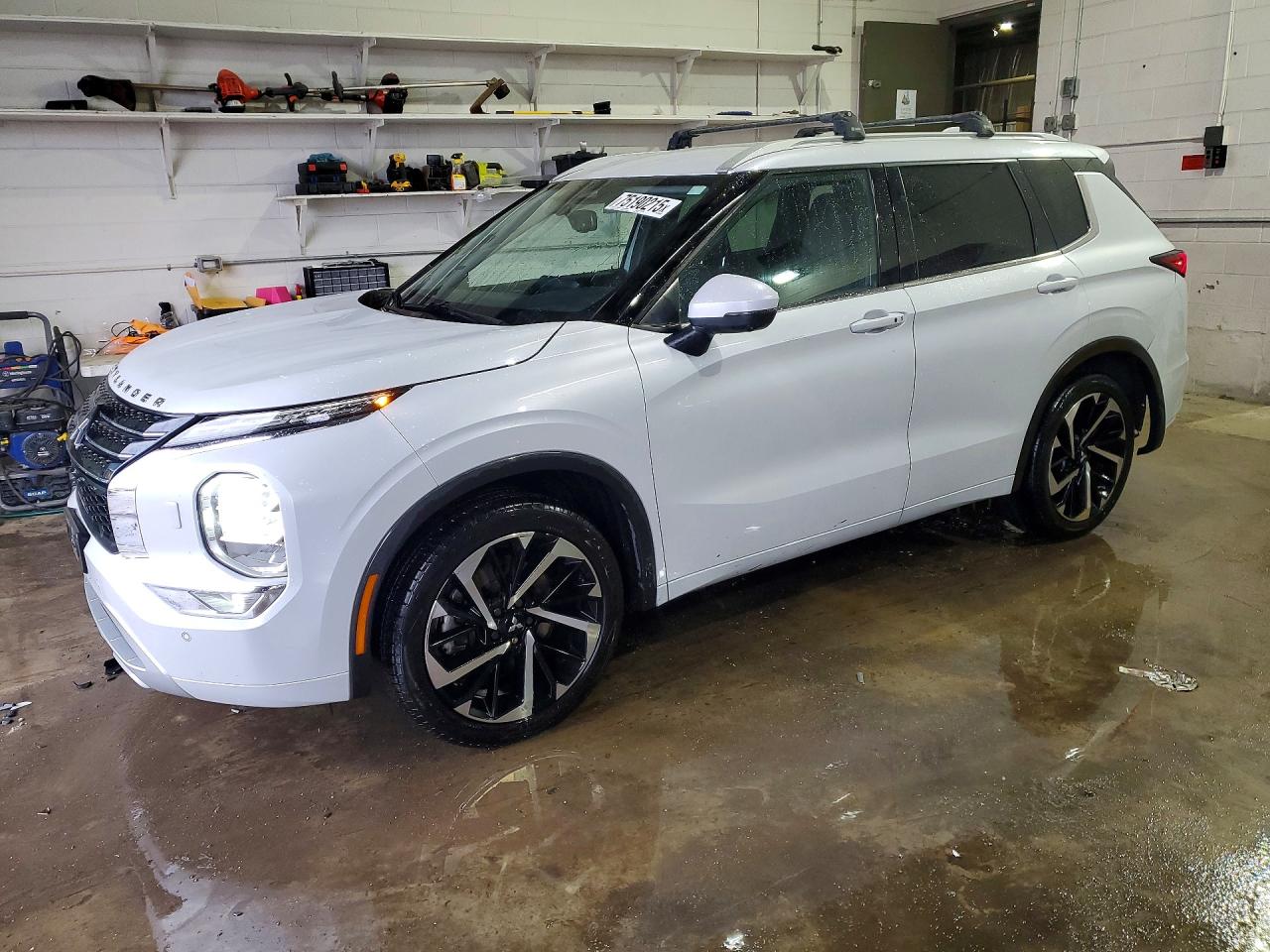 MITSUBISHI OUTLANDER 2022