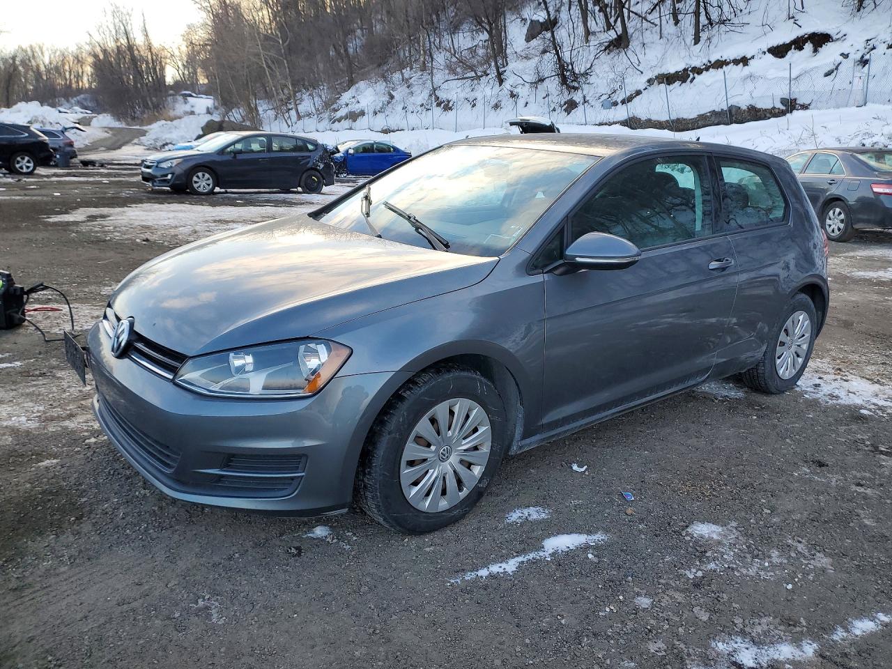 VOLKSWAGEN GOLF 2015