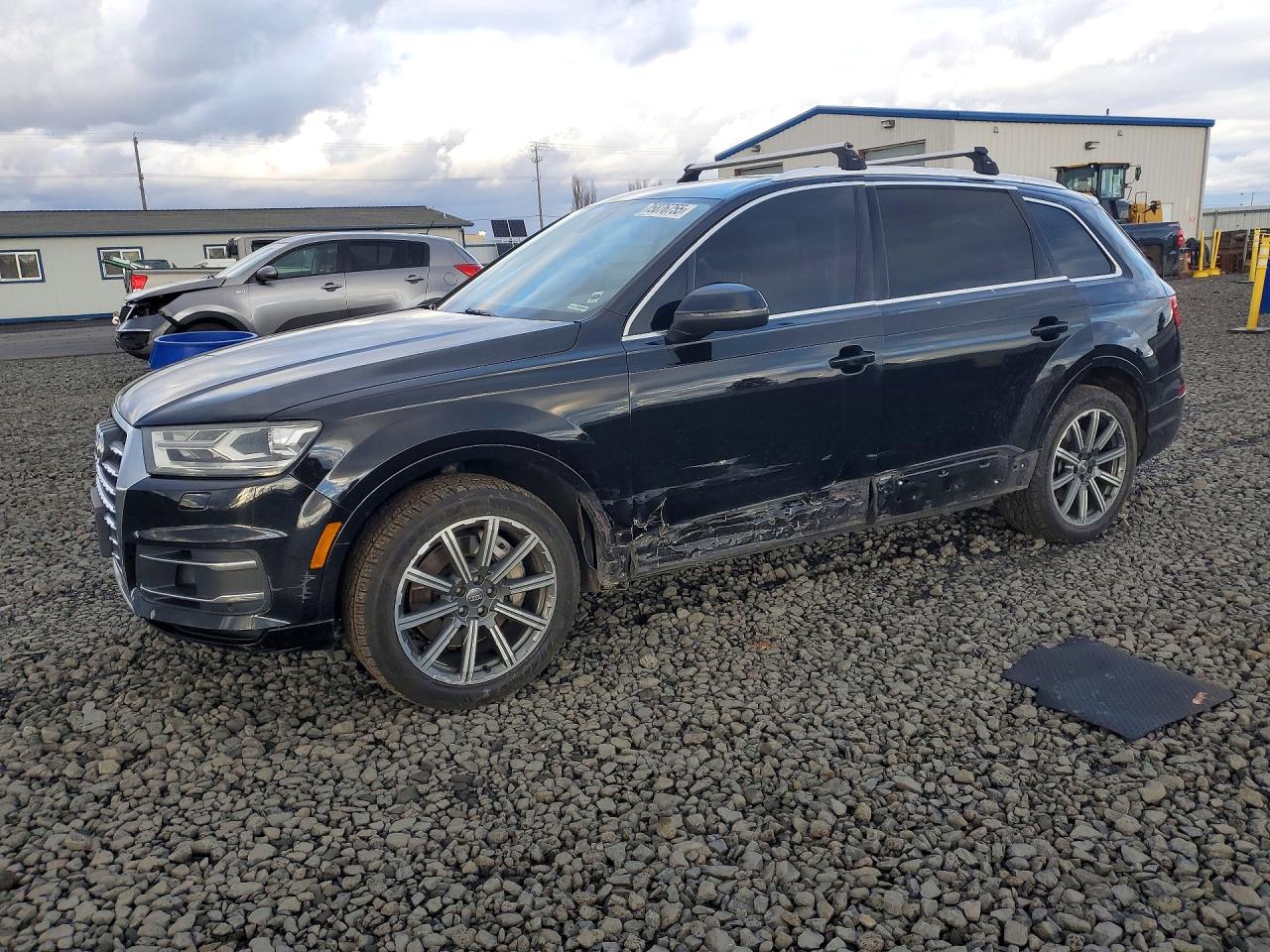 AUDI Q7 2017