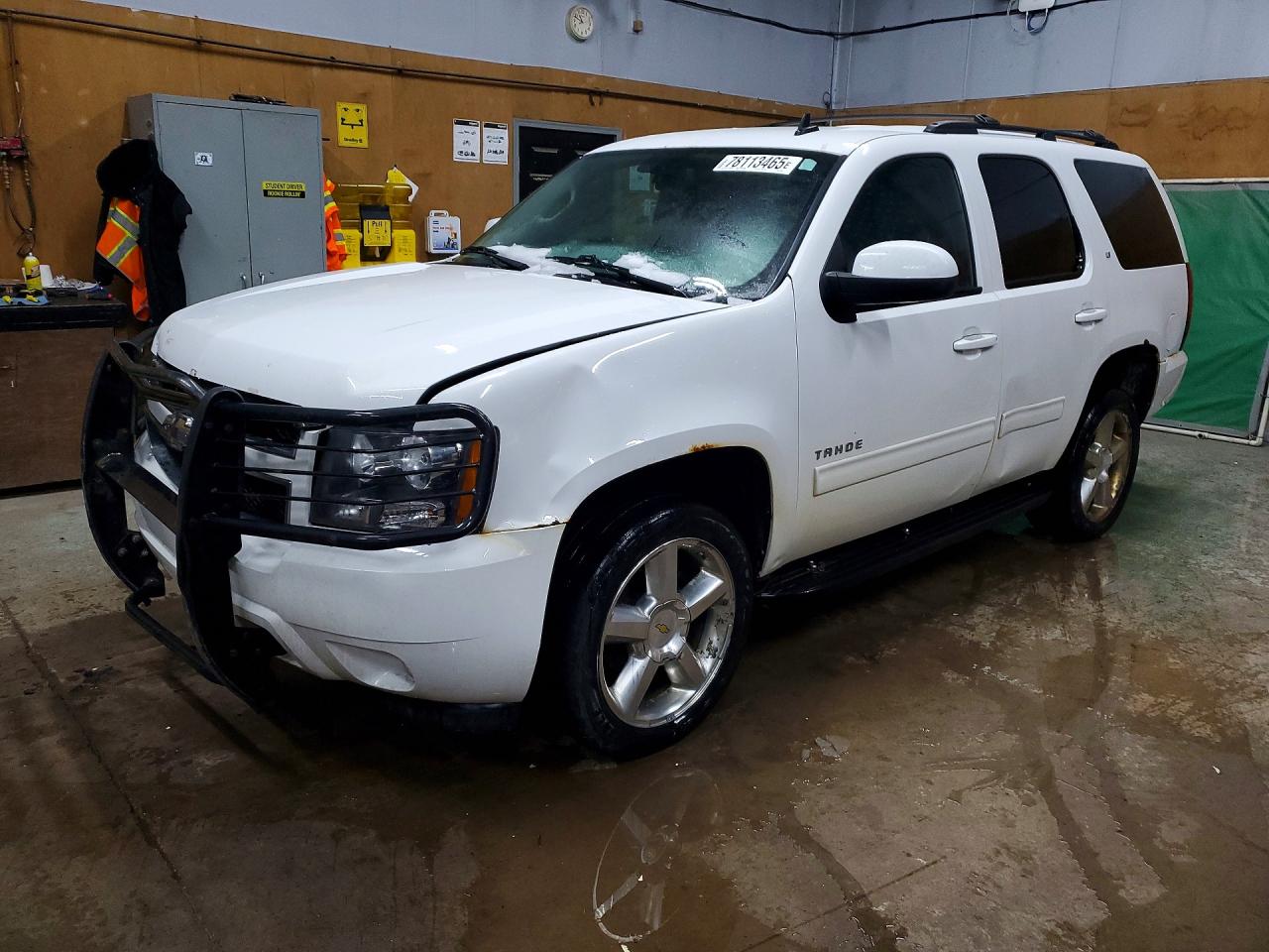 CHEVROLET TAHOE 2011
