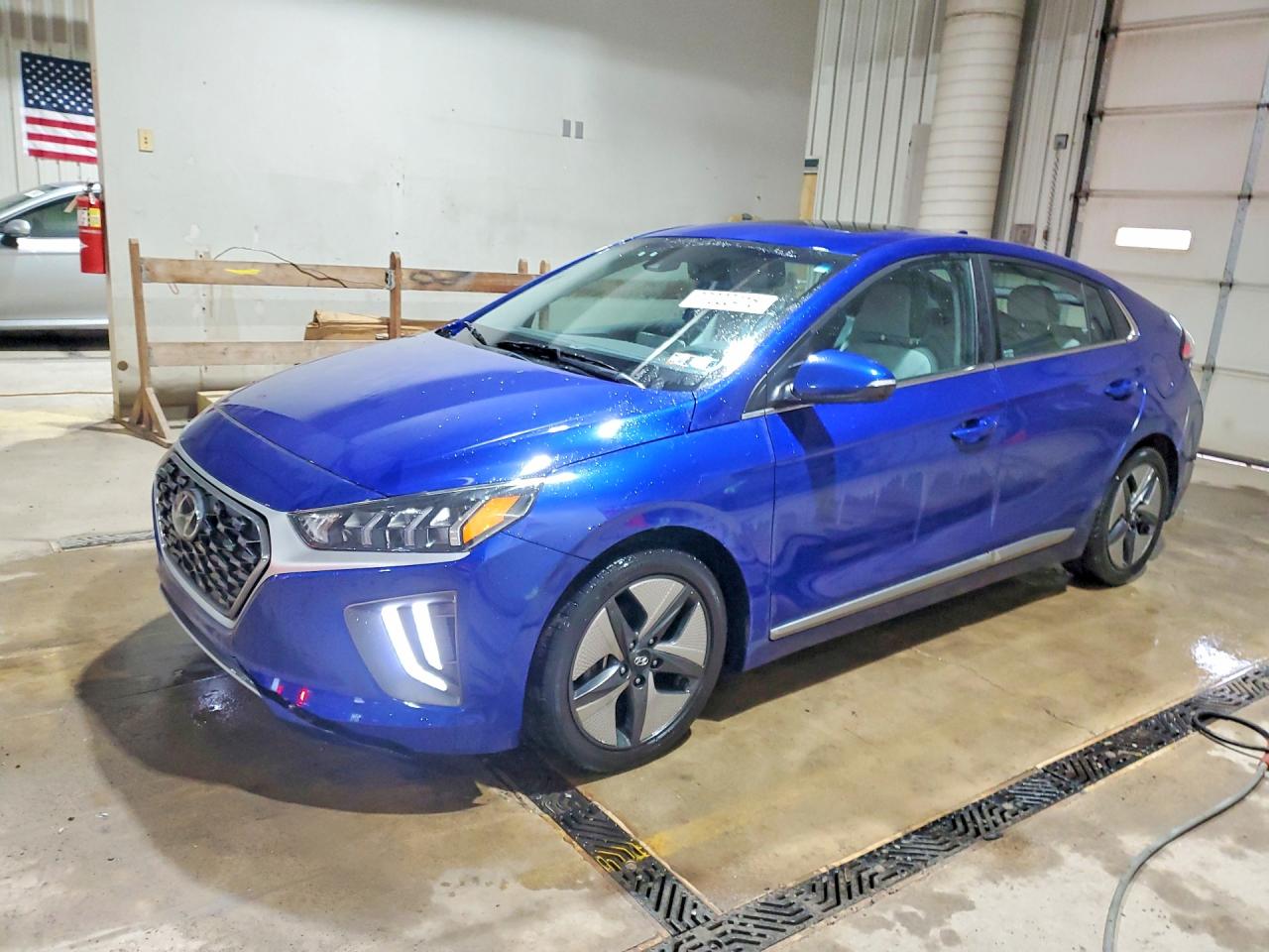 HYUNDAI IONIQ HYBRID 2022