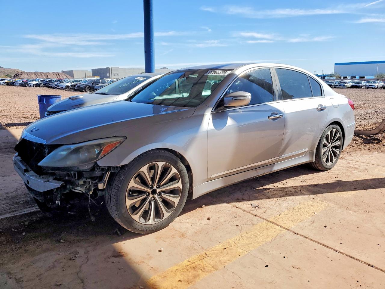 HYUNDAI GENESIS 2012