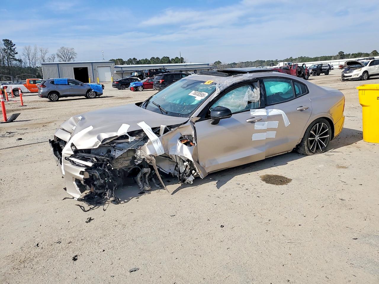 VOLVO S60 2025