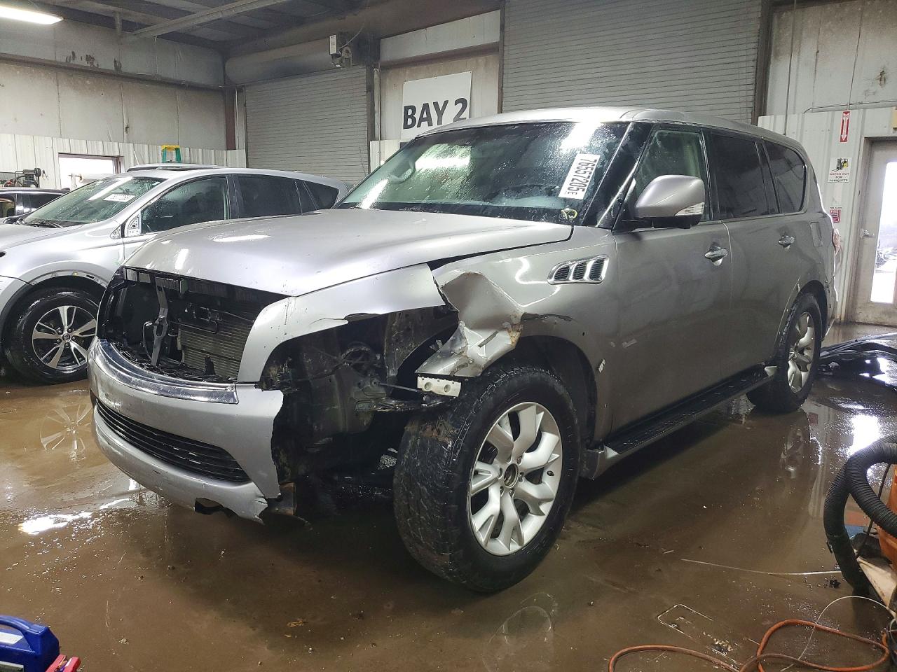INFINITI QX56 2012