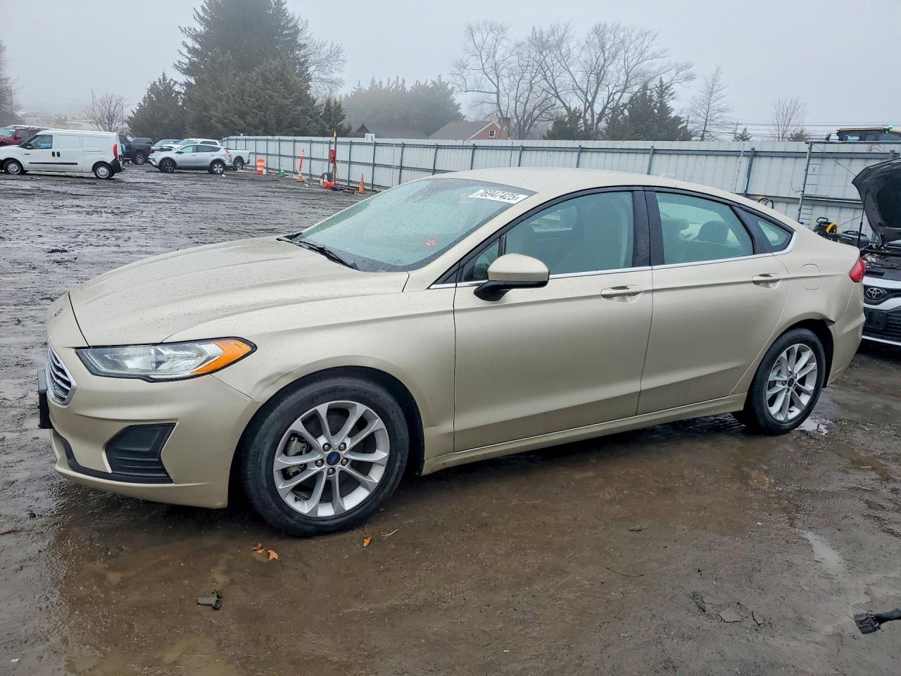 FORD FUSION 2019