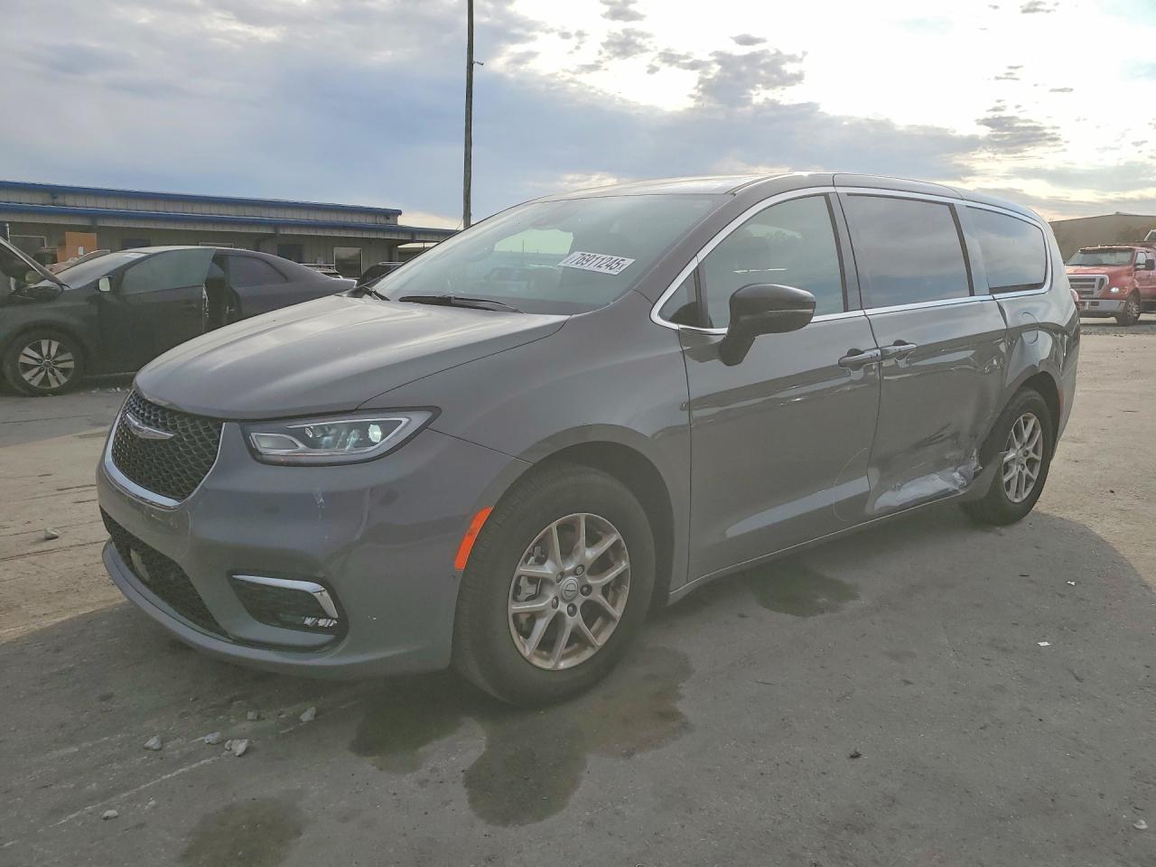 CHRYSLER PACIFICA 2025