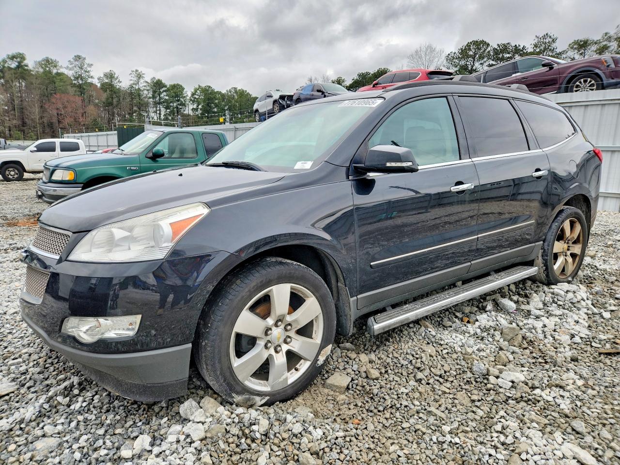 CHEVROLET TRAVERSE 2012