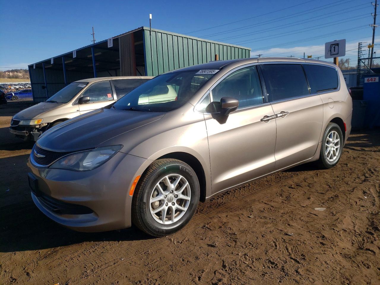 CHRYSLER PACIFICA 2017