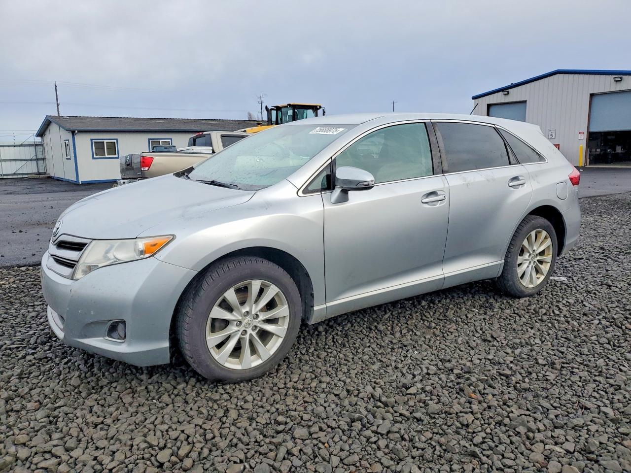 TOYOTA VENZA LE 2015