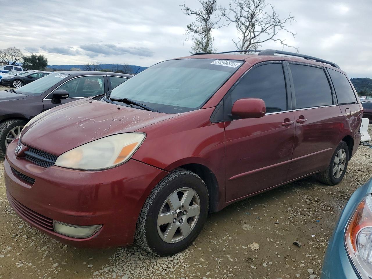 TOYOTA SIENNA 2004