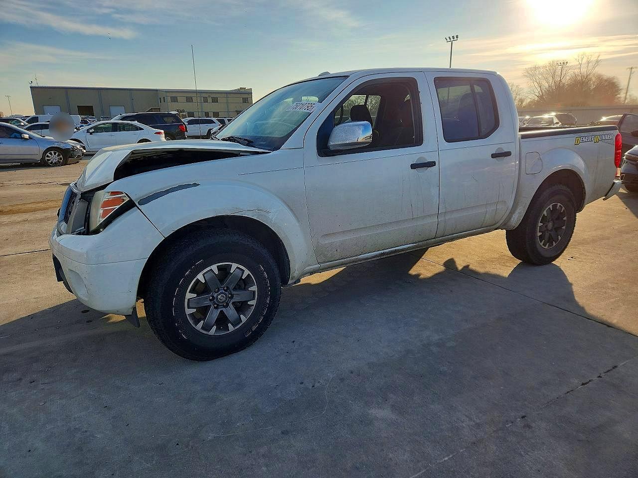 NISSAN FRONTIER 2016