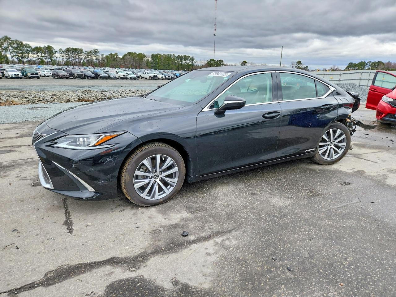 LEXUS ES 2020
