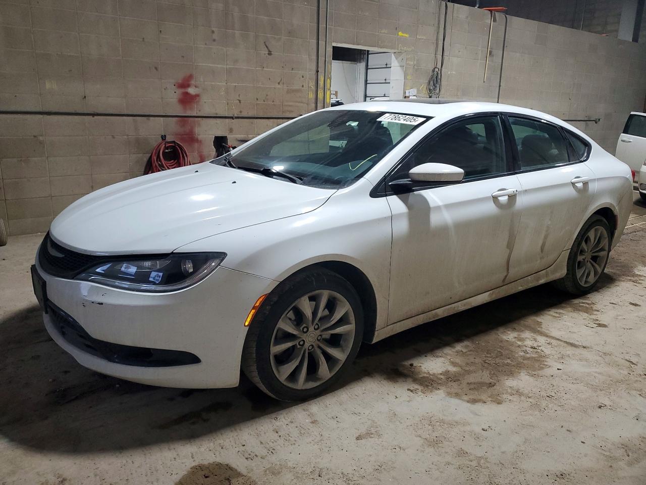 CHRYSLER 200 2015