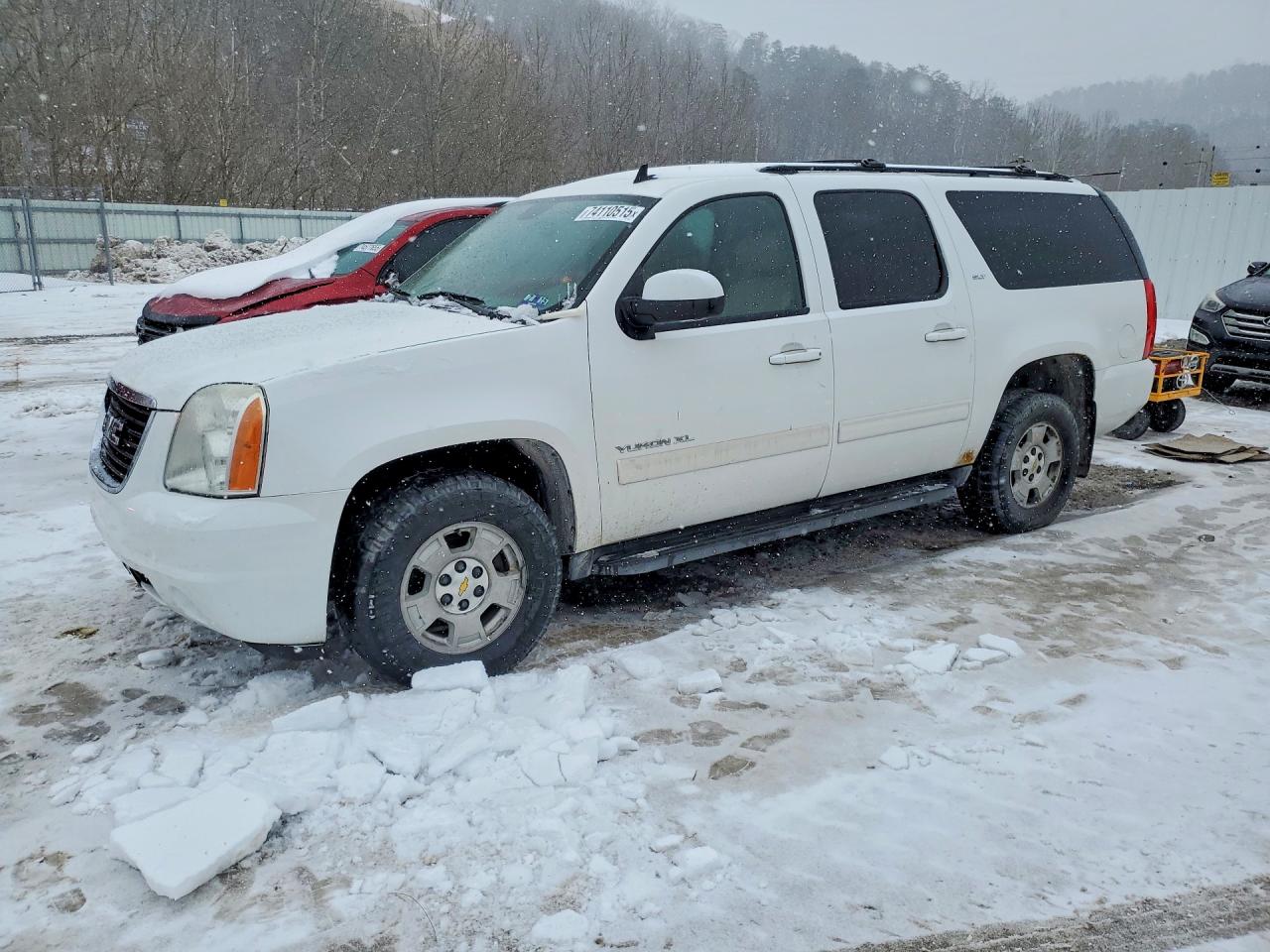 GMC YUKON XL 2010